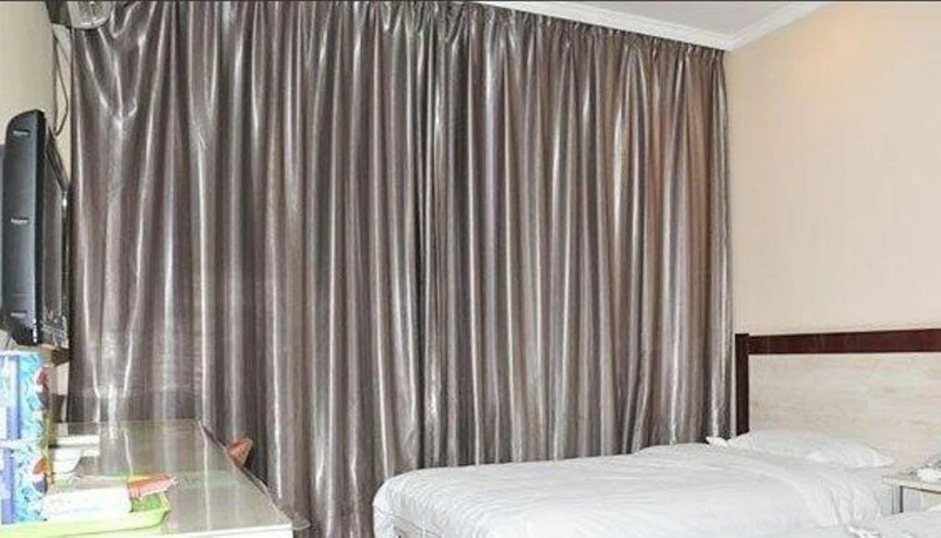 Hohhot Green Apple Express Hotel