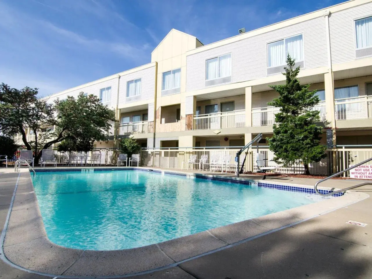 Quality Inn Merriam - Kansas City