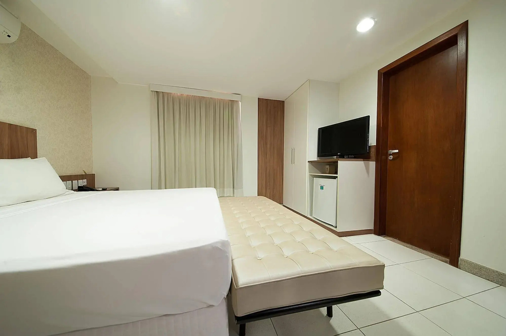 Premium Executive Hotel