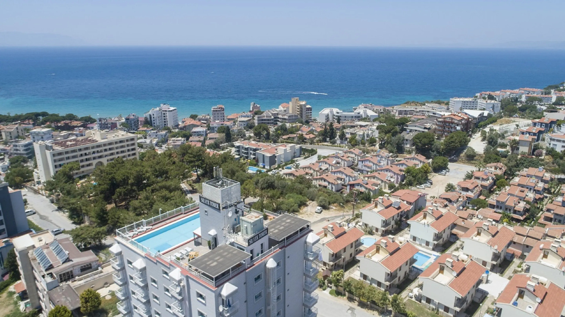 Silver Tower Residence Family Suites