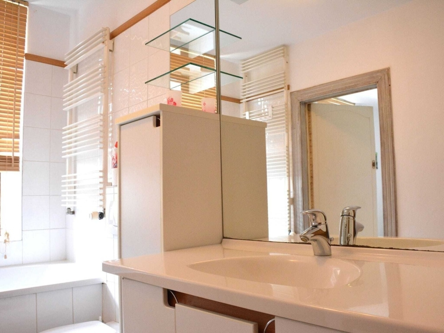 Village House With Swimming Pool, Billiards, Table Football, Ping-pong, Fitness