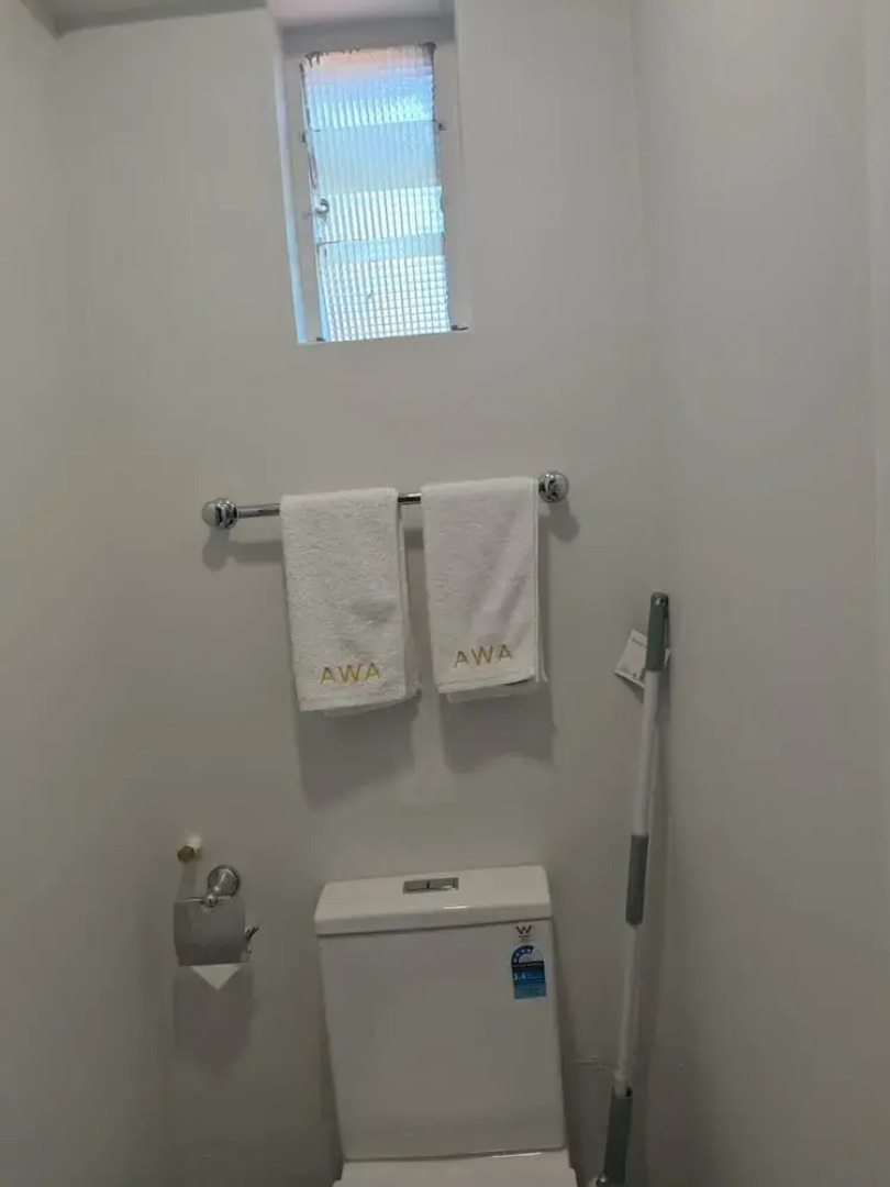 1 Double 1 Single 2 Sofa Beds Suite 2