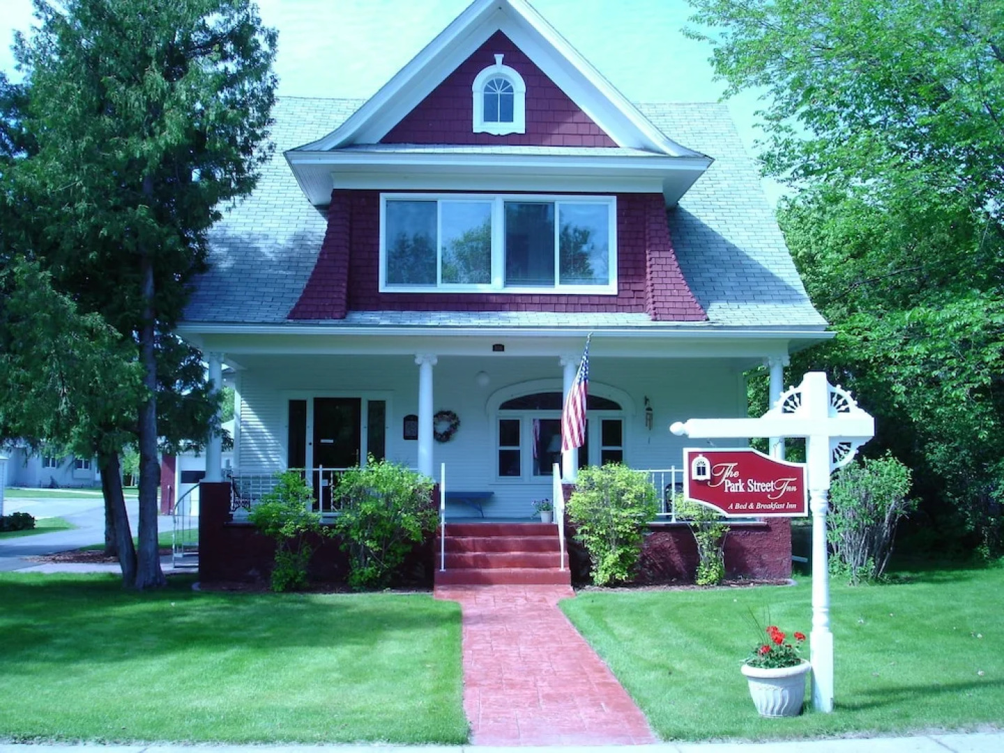 Park Street Inn Bed and Breakfast