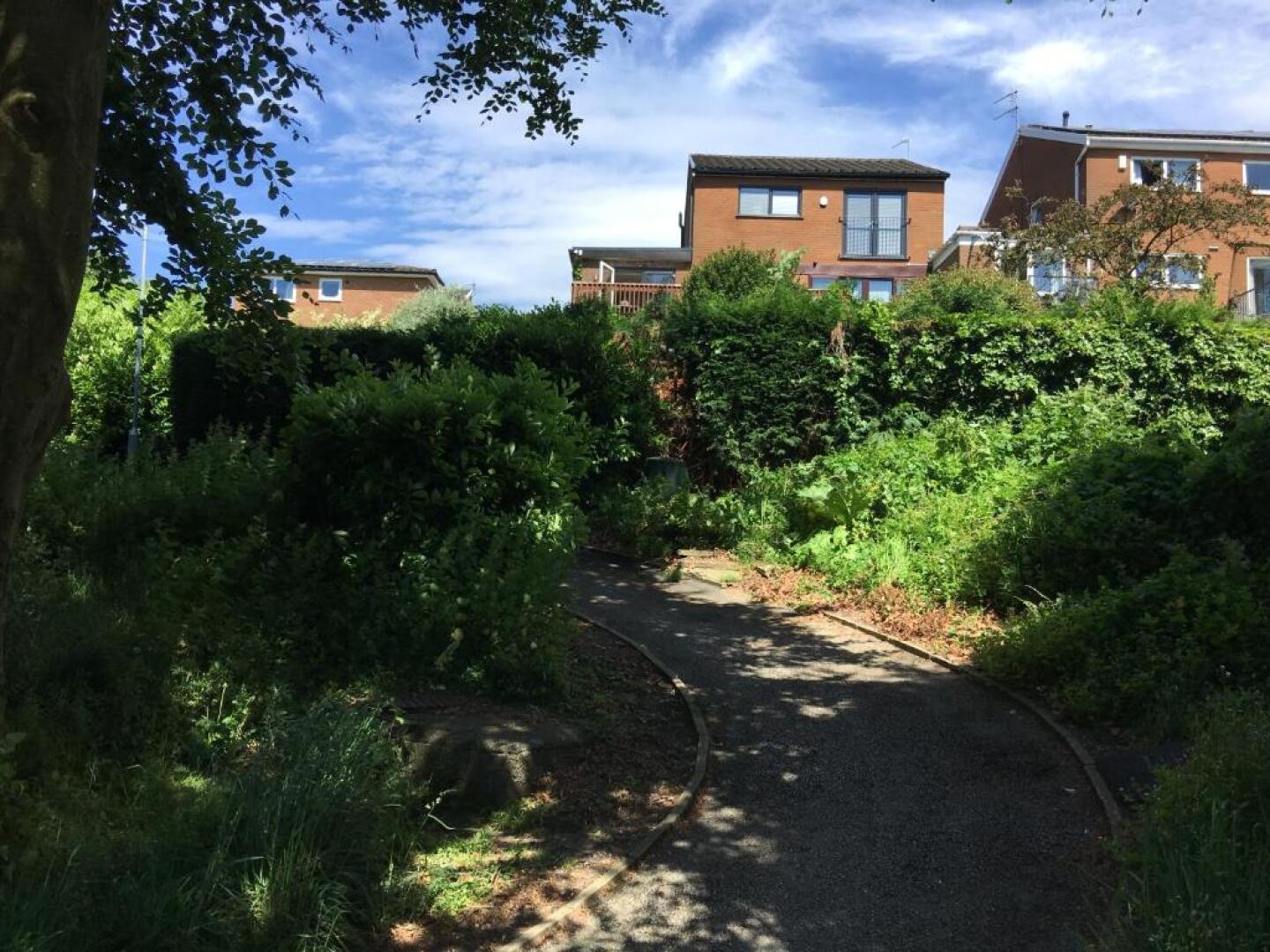 The Garden Apartment, Near Airport & City