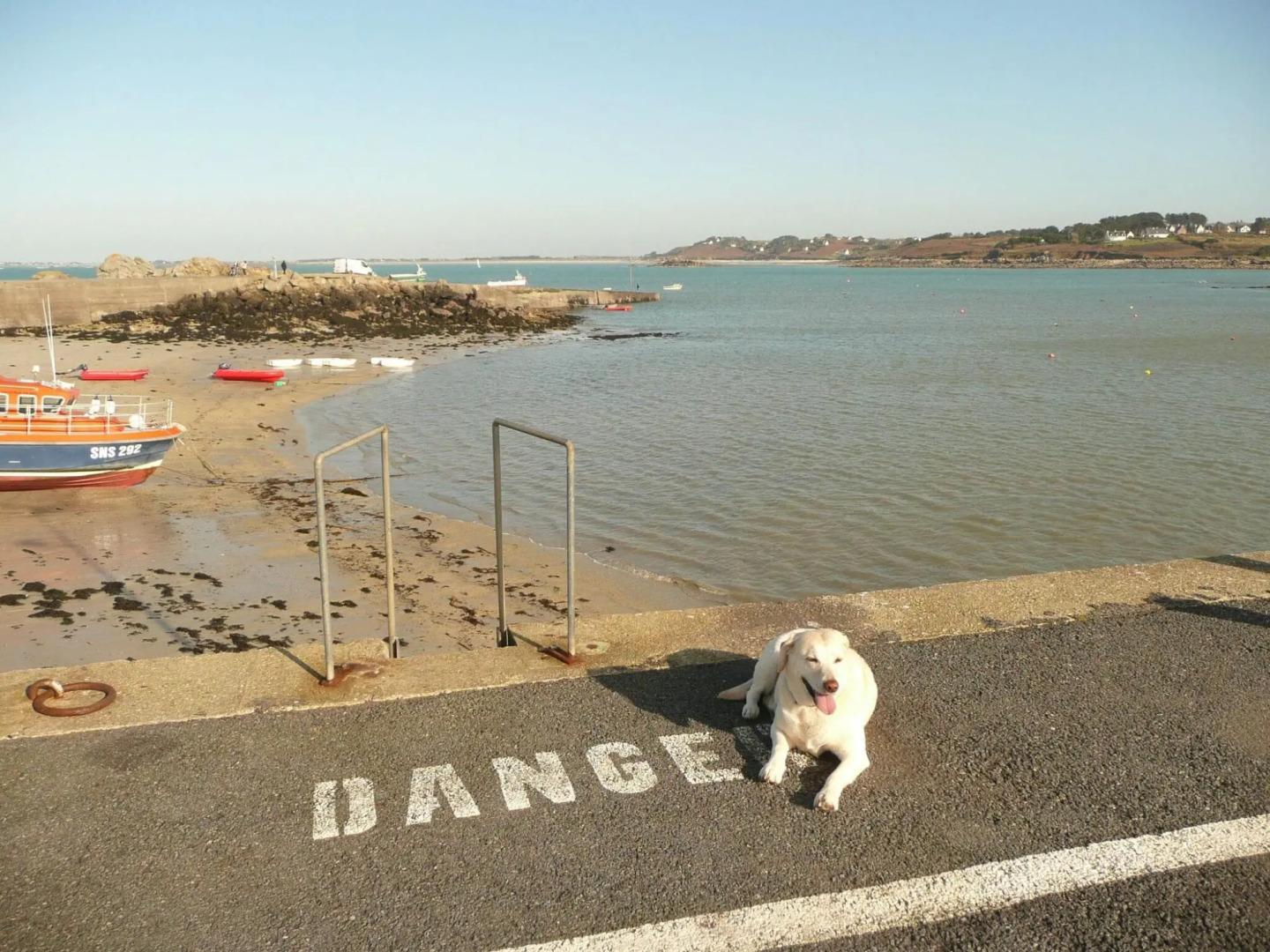 Granite stone house with fireplace, Plouguerneau