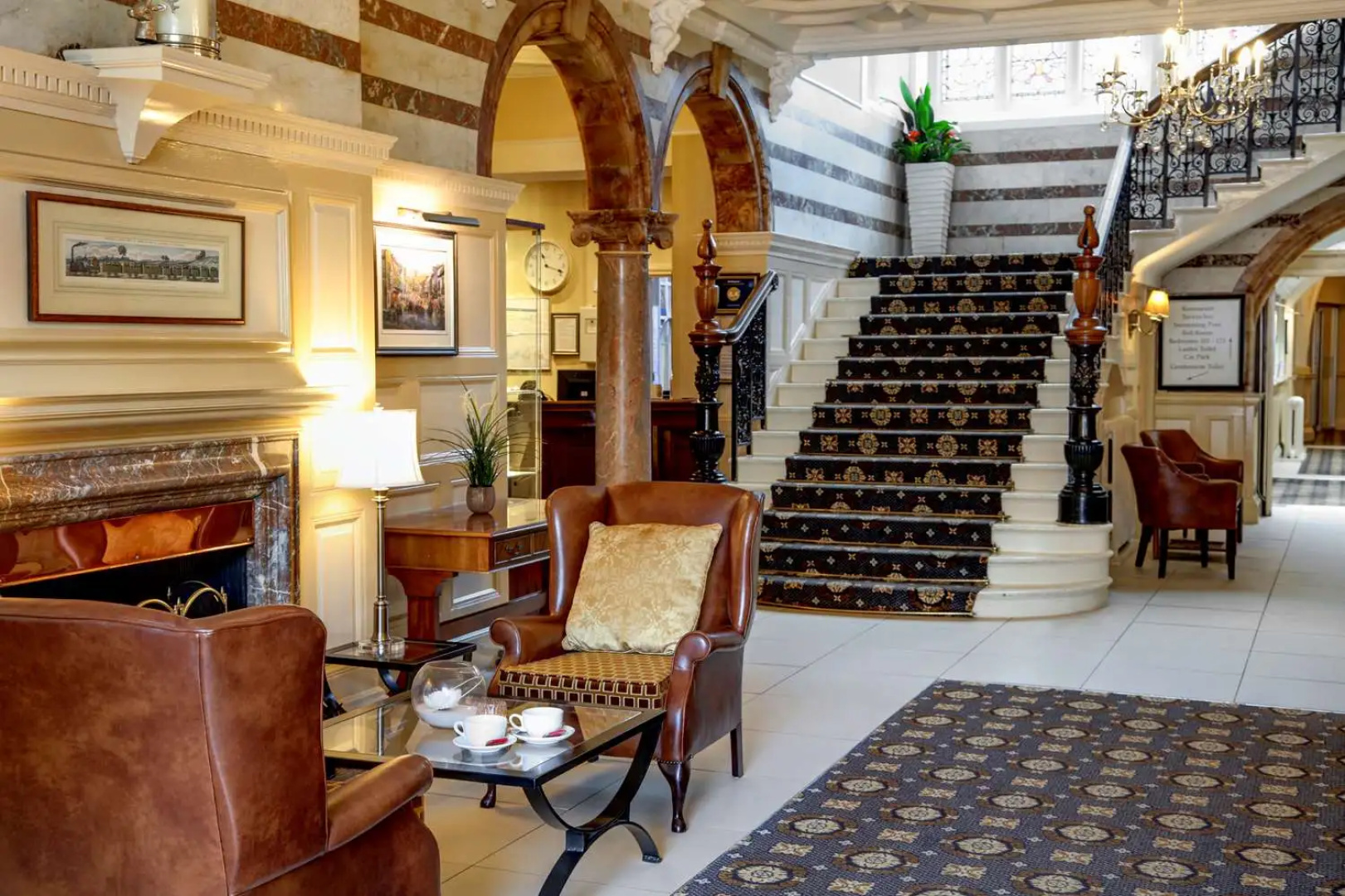 Crown and Mitre Hotel