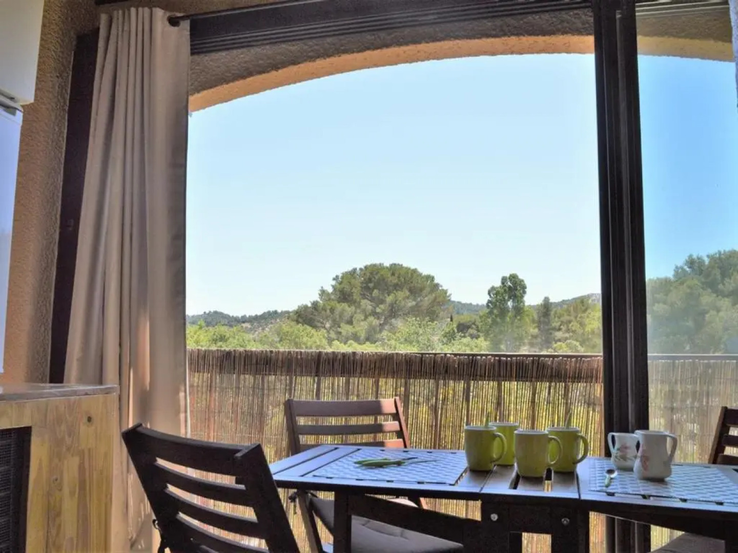 Appartement Bormes-les-Mimosas, 1 pièce, 4 personnes - FR-1-251-77