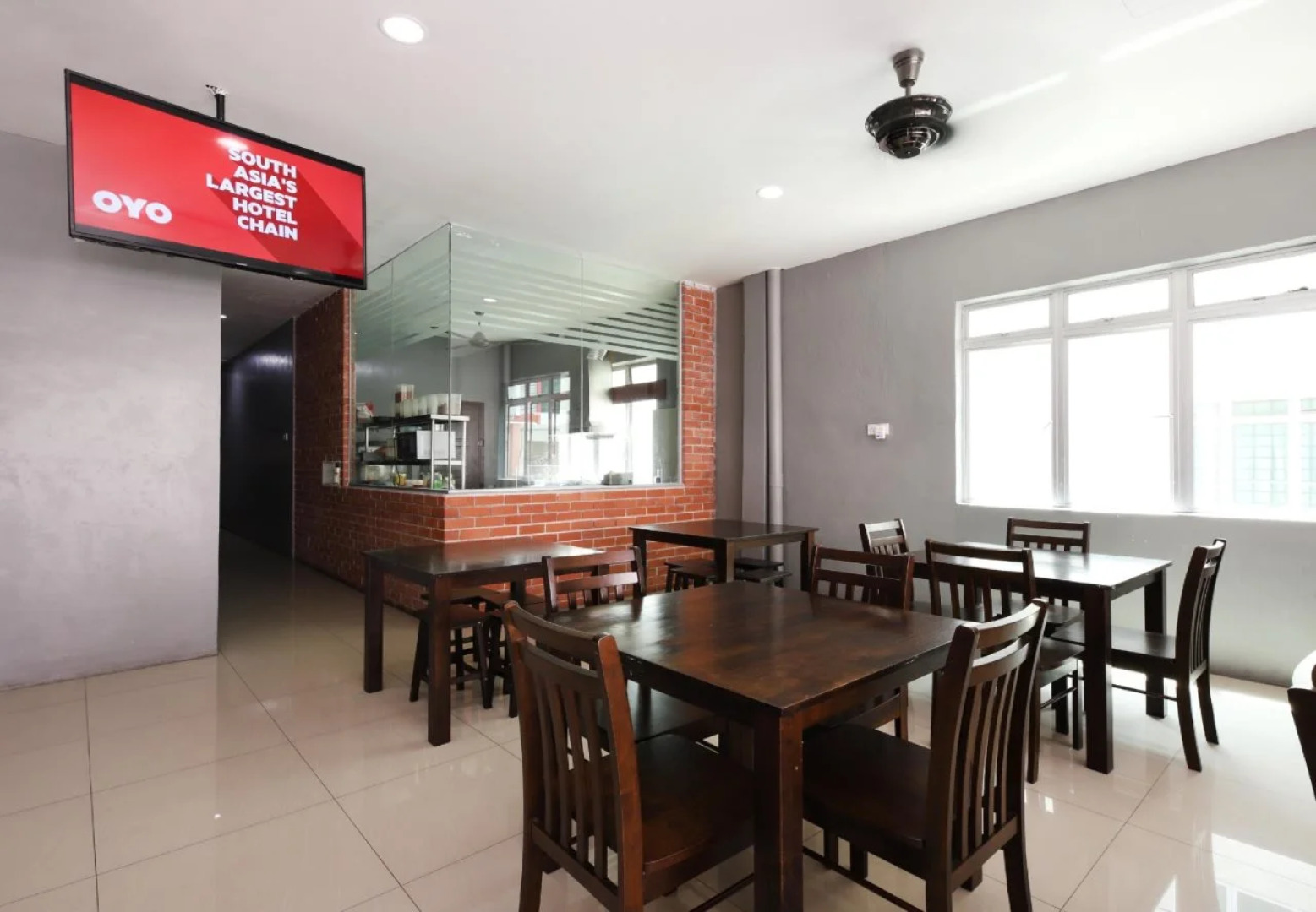 OYO 774 Hotel Iskandar