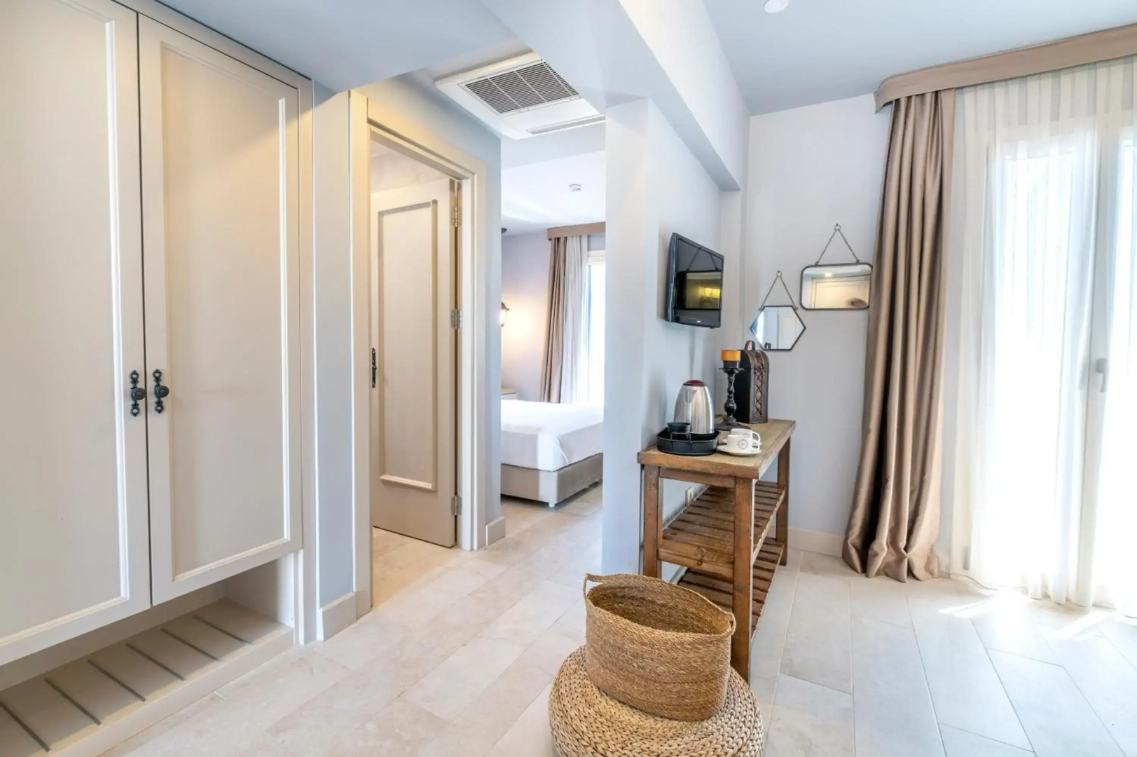Emirtimes Hotel Kadikoy