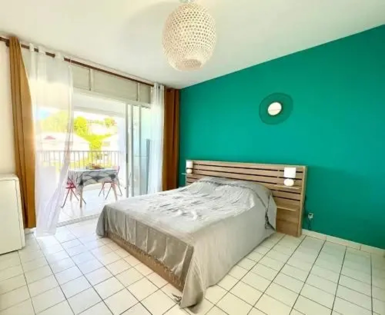 Le Studio 67 vue mer, accès à la plage des Alizés