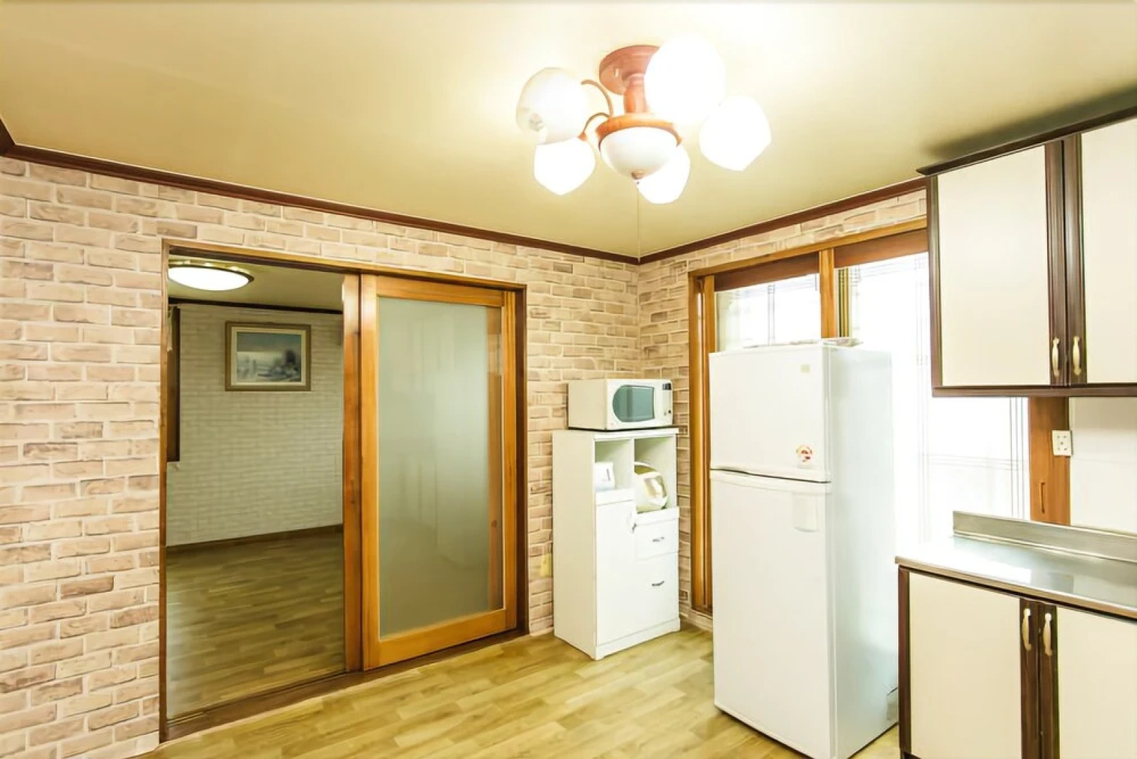 Anmyeondo Hillhouse Pension