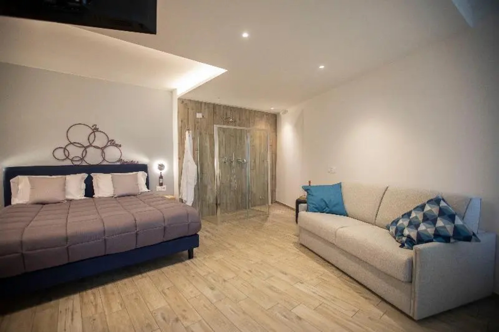 Vesuvio Inn Bed & Wine Experience