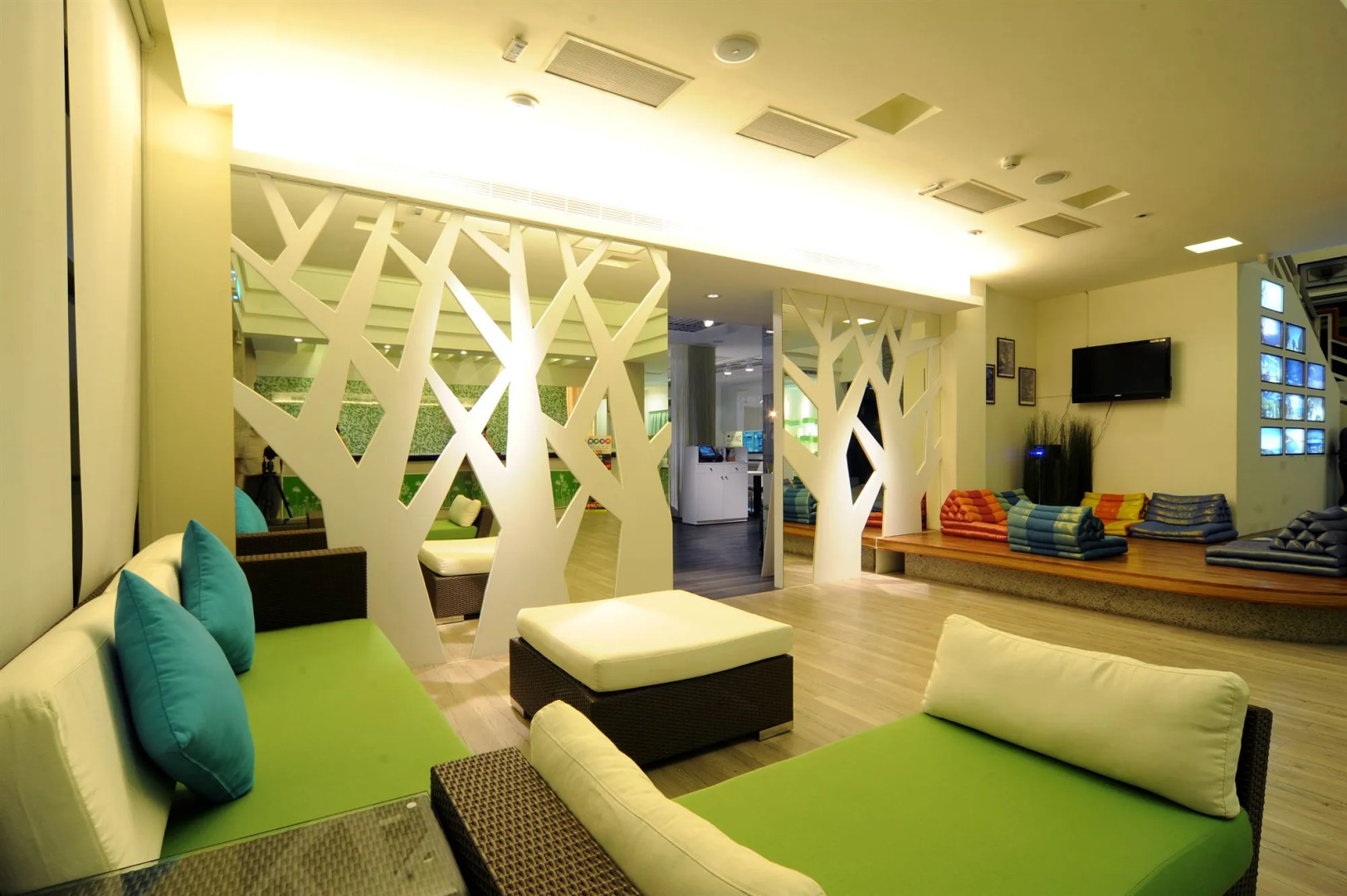 Chat Hot Spring Resort