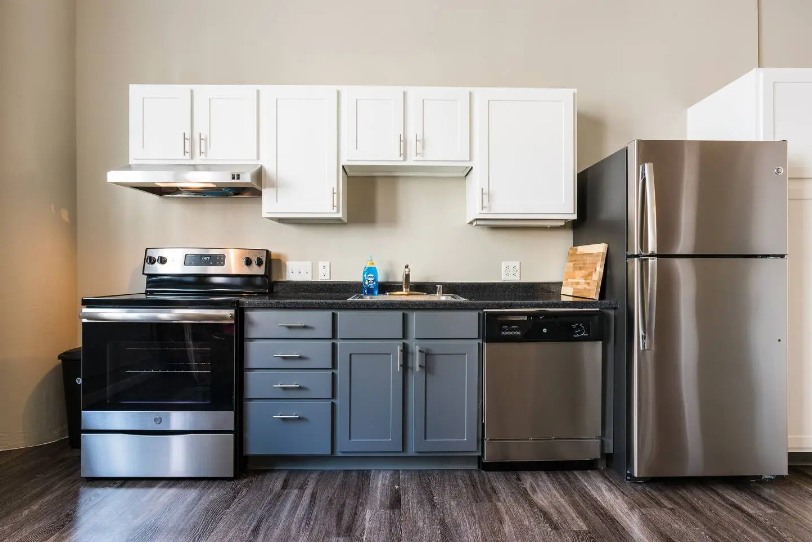 Downtown Denver Loft Style Bright 2BR Apt