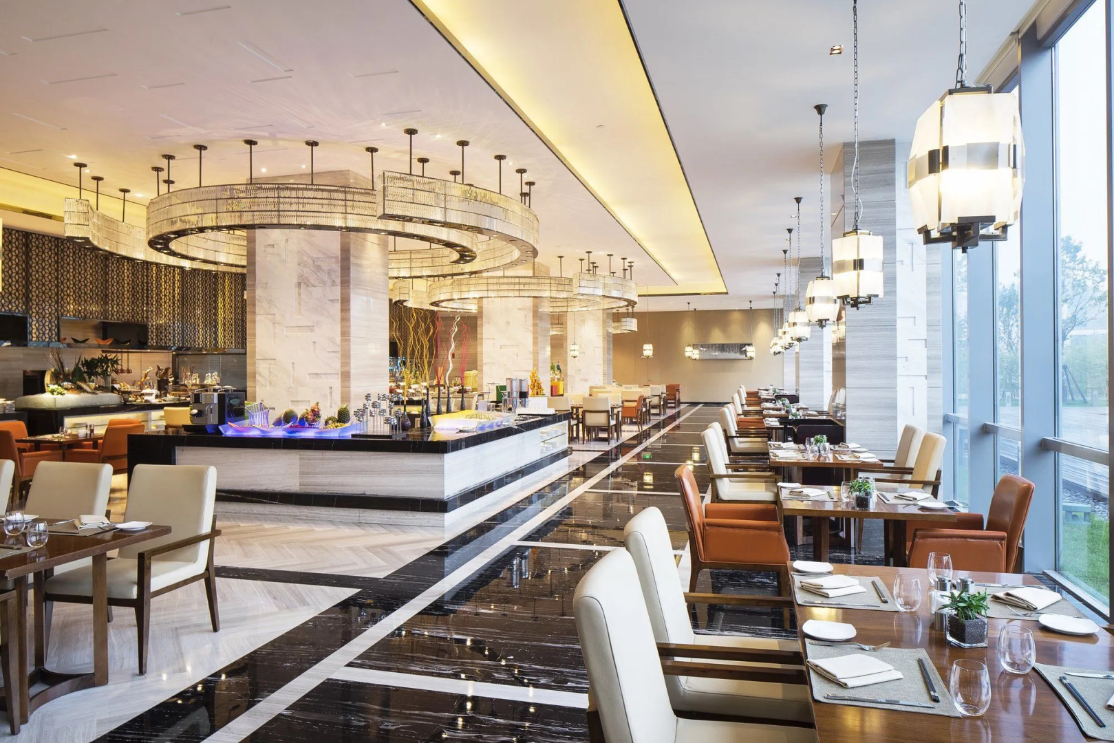 Sheraton Langfang Chaobai River Hotel