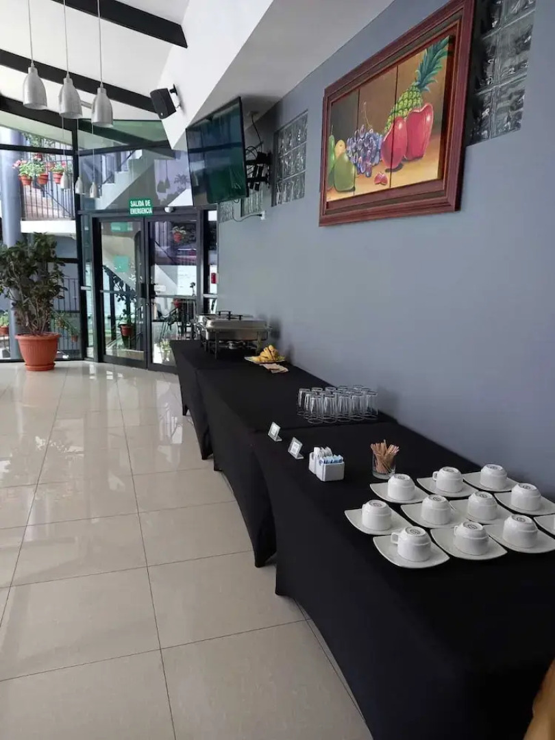 Lucky's Hotel y Casino