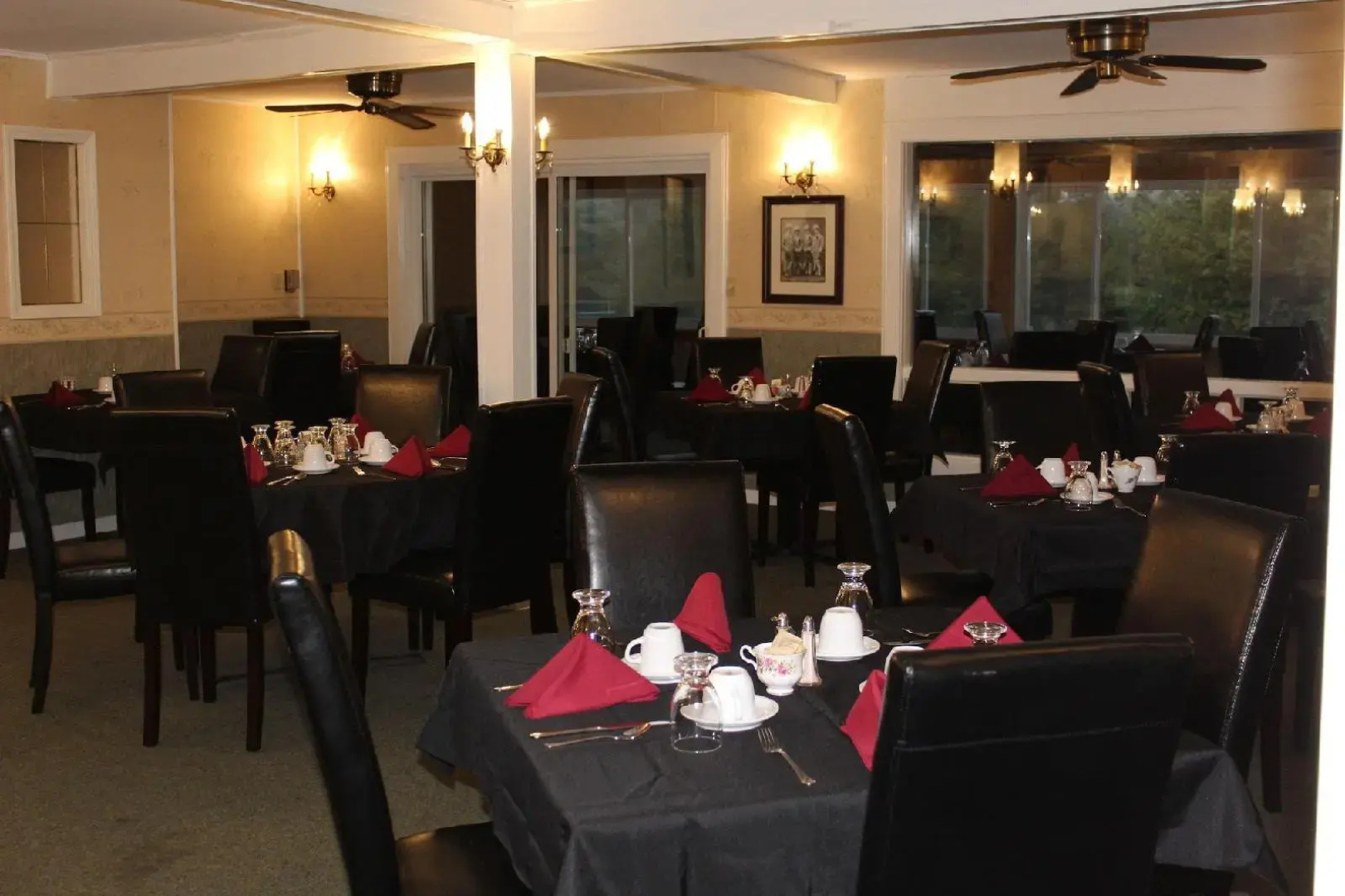 Tara Manor Inn