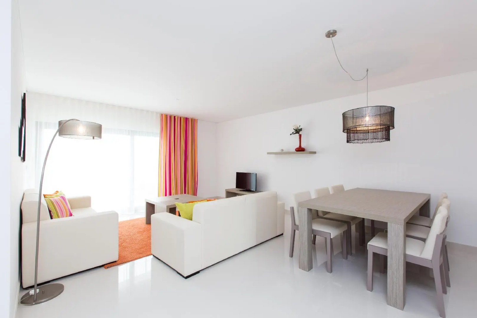 D Wan Deluxe Apartments