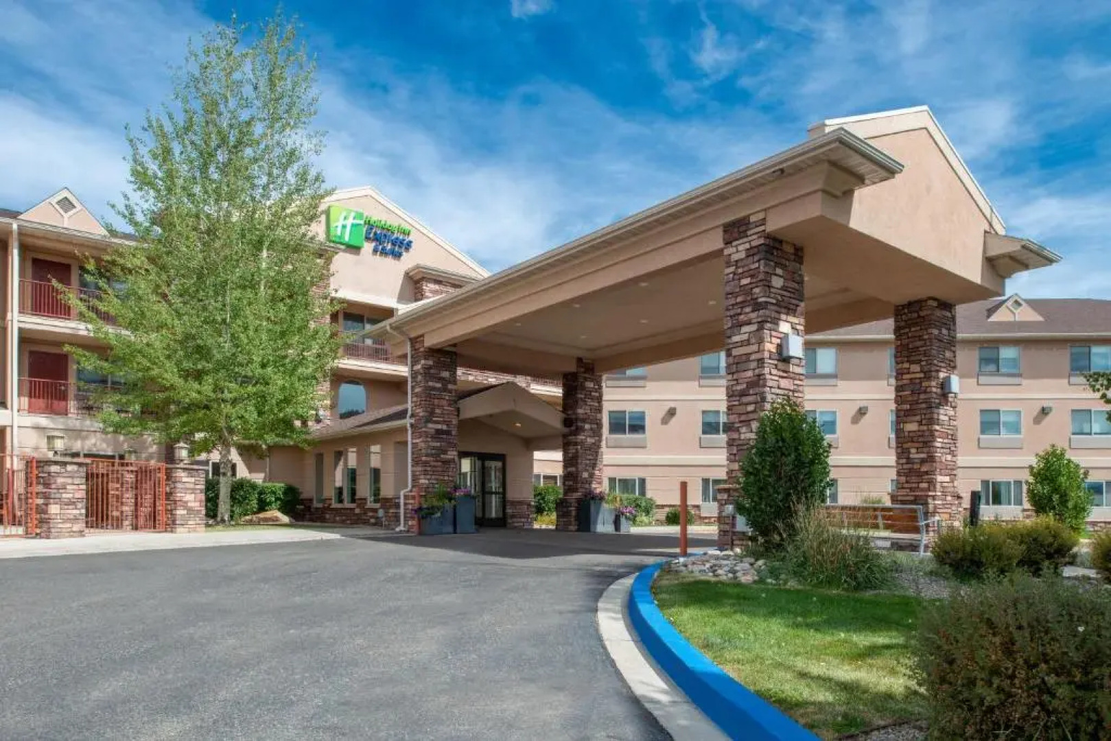 Holiday Inn Express & Suites Gunnison by IHG