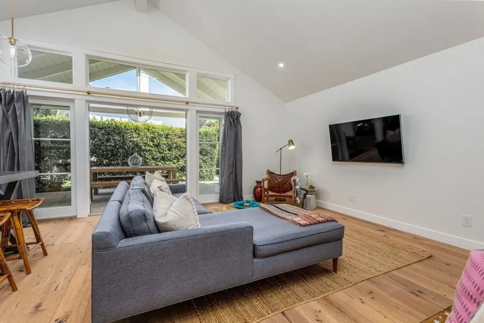 727 Sonrisa St 1 Bedroom Home by RedAwning