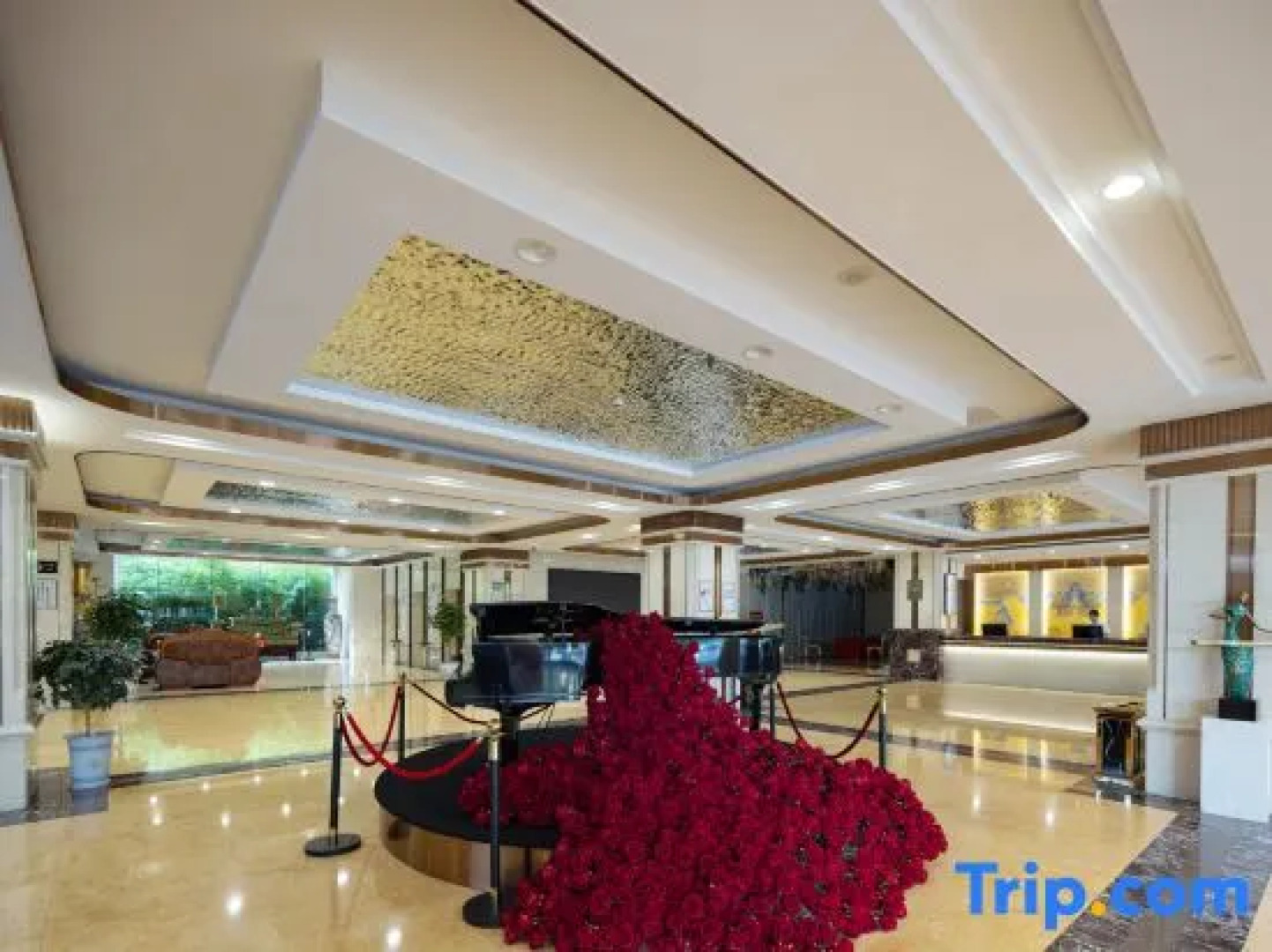 Tiancheng International Hotel (Xiantao Mian Street Branch)