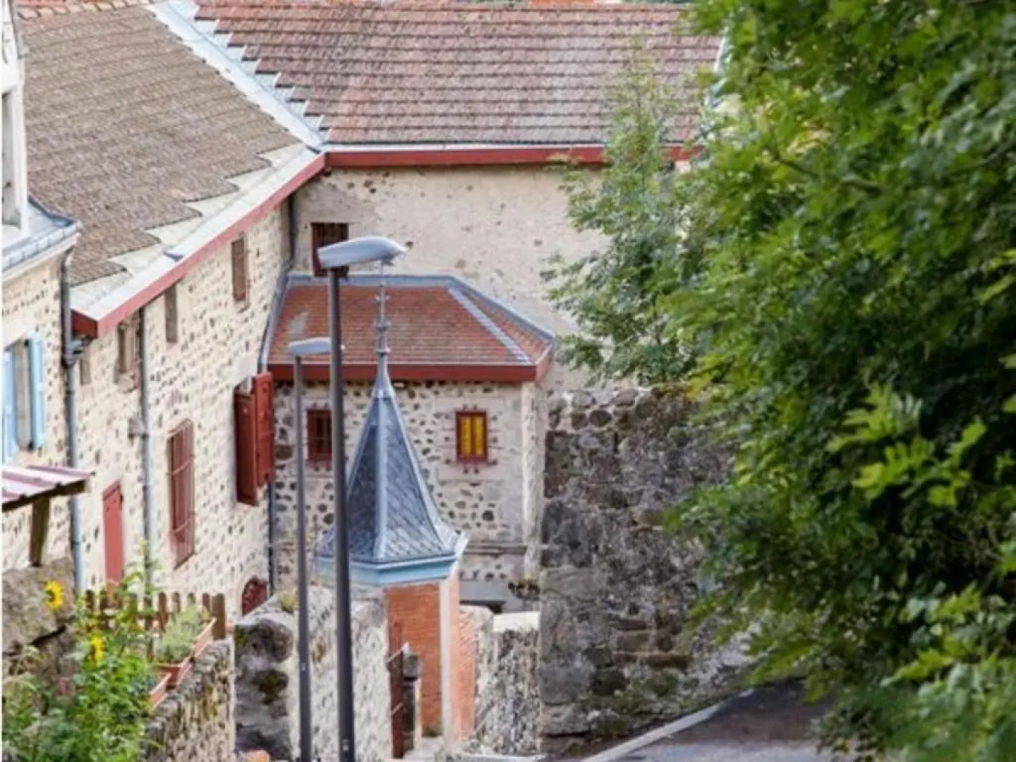 Gîte Allègre, 4 pièces, 6 personnes - FR-1-582-161