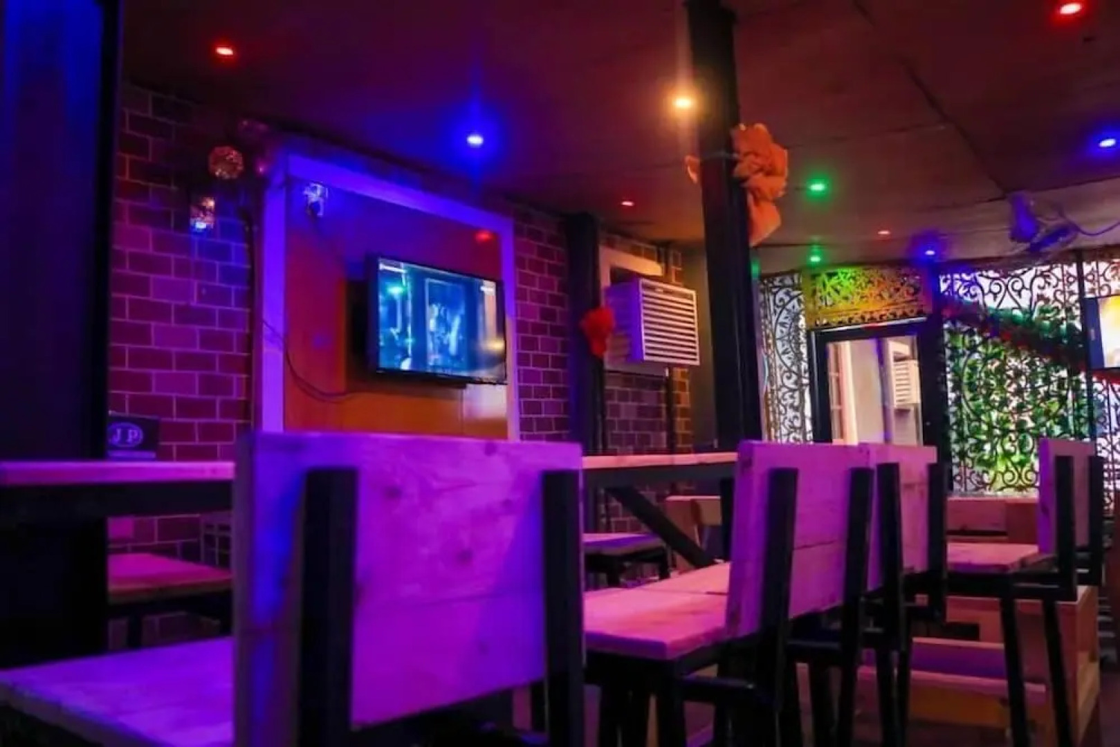 Mt Deluxe Hotel Asaba