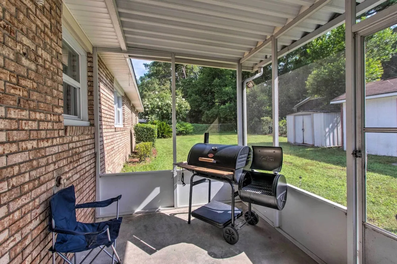 Cozy Waycross House w/ Yard & Screened Patio!