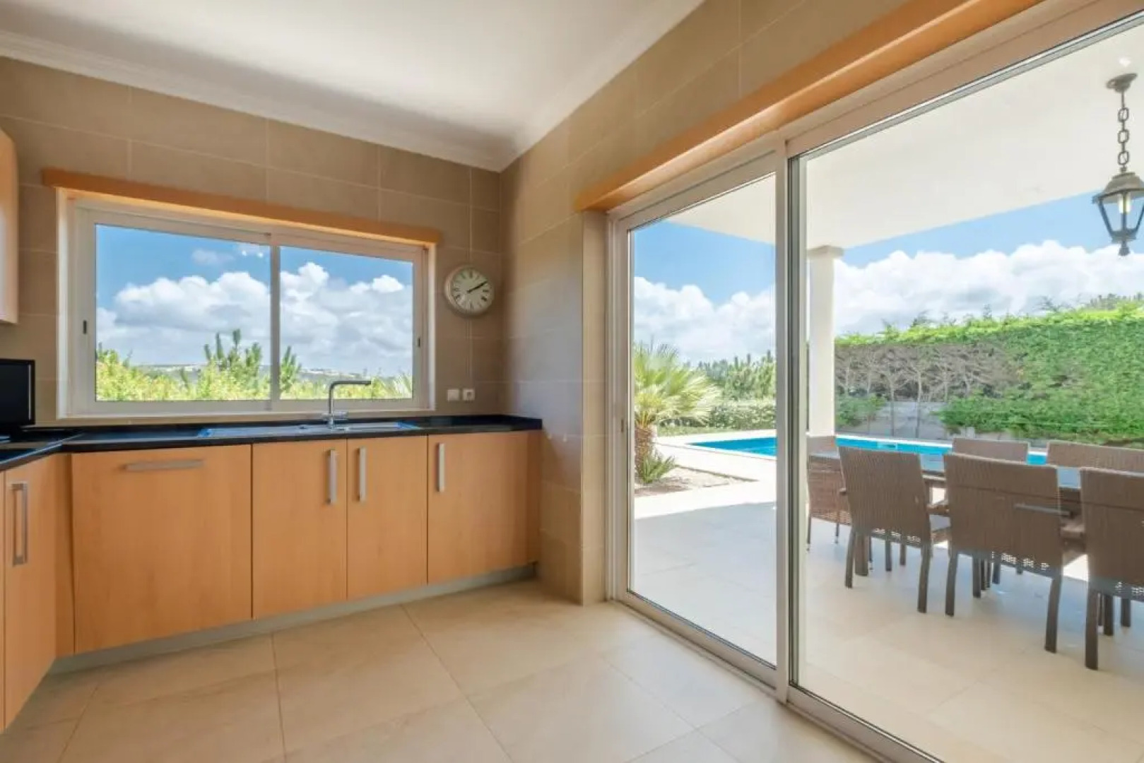 Magnifica Moradia V4