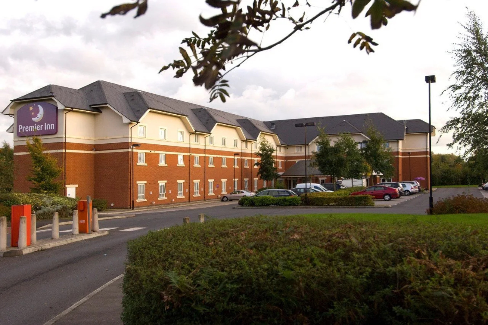 Premier Inn Warrington (M6/J21)