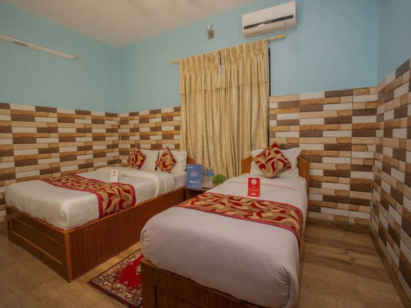 Hotel Centre Inn Lake