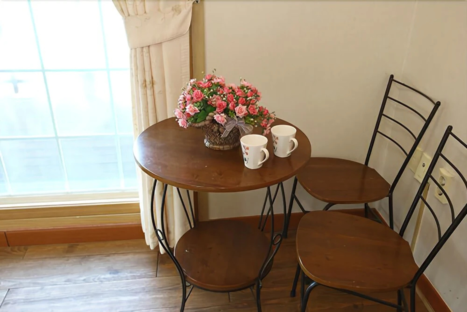 Taean Golden Chive Pension