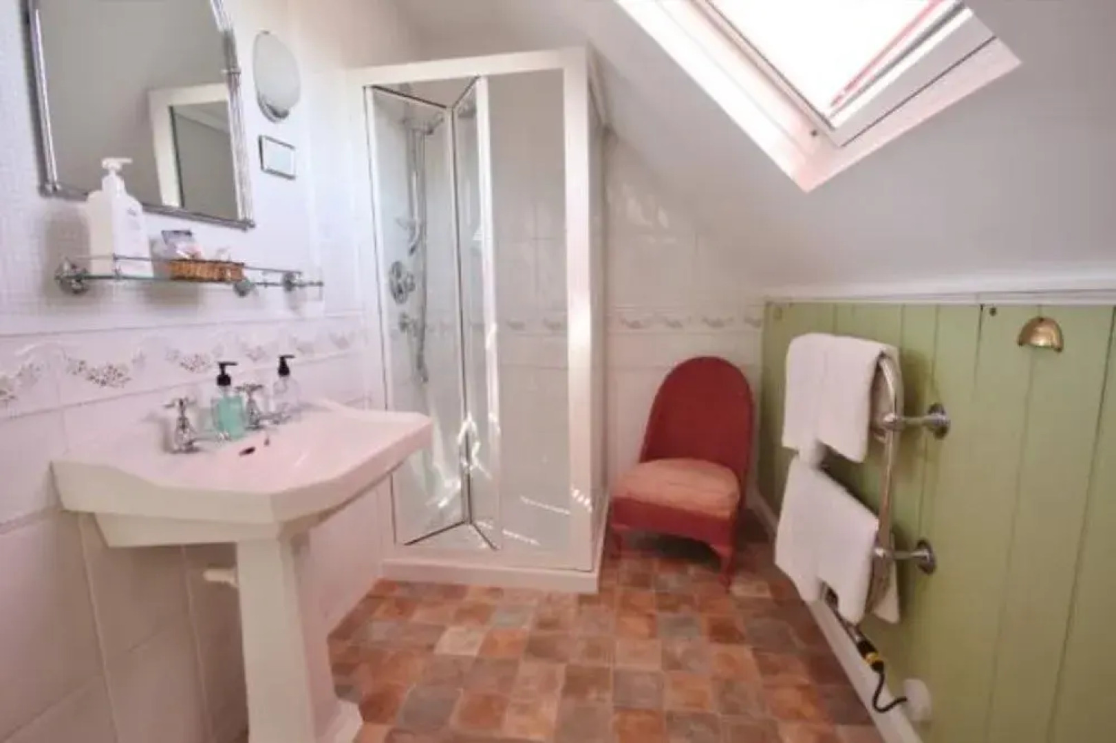 Hillcrest House Bed & Breakfast