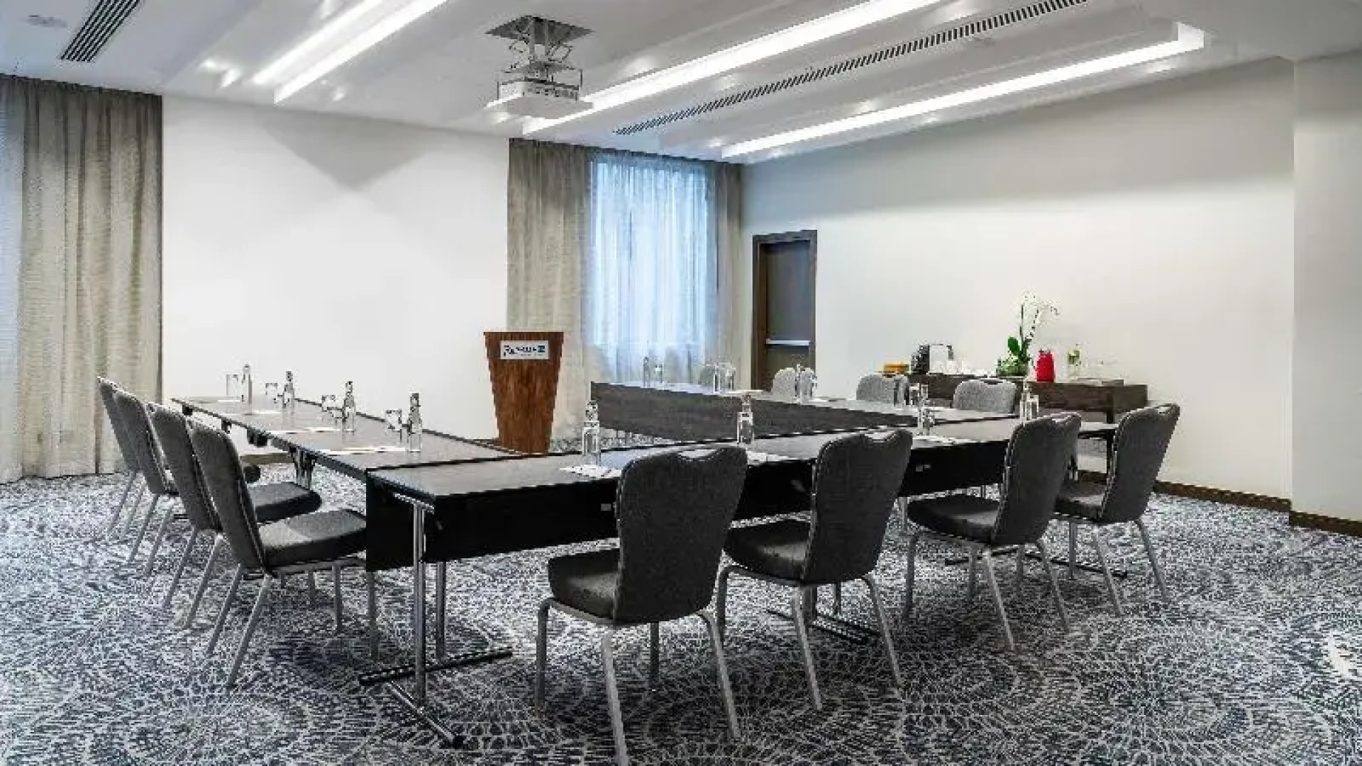 Radisson Blu Hotel  Residence Nairobi Arboretum