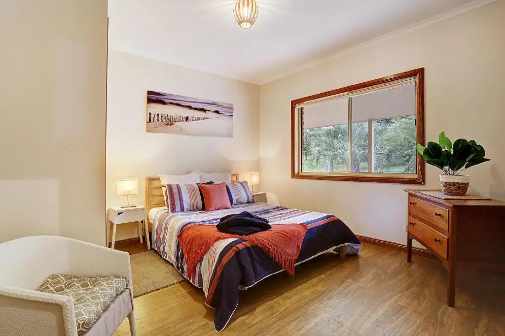 Farm Stay & Iconic Water Views - 32 Zachary Drive