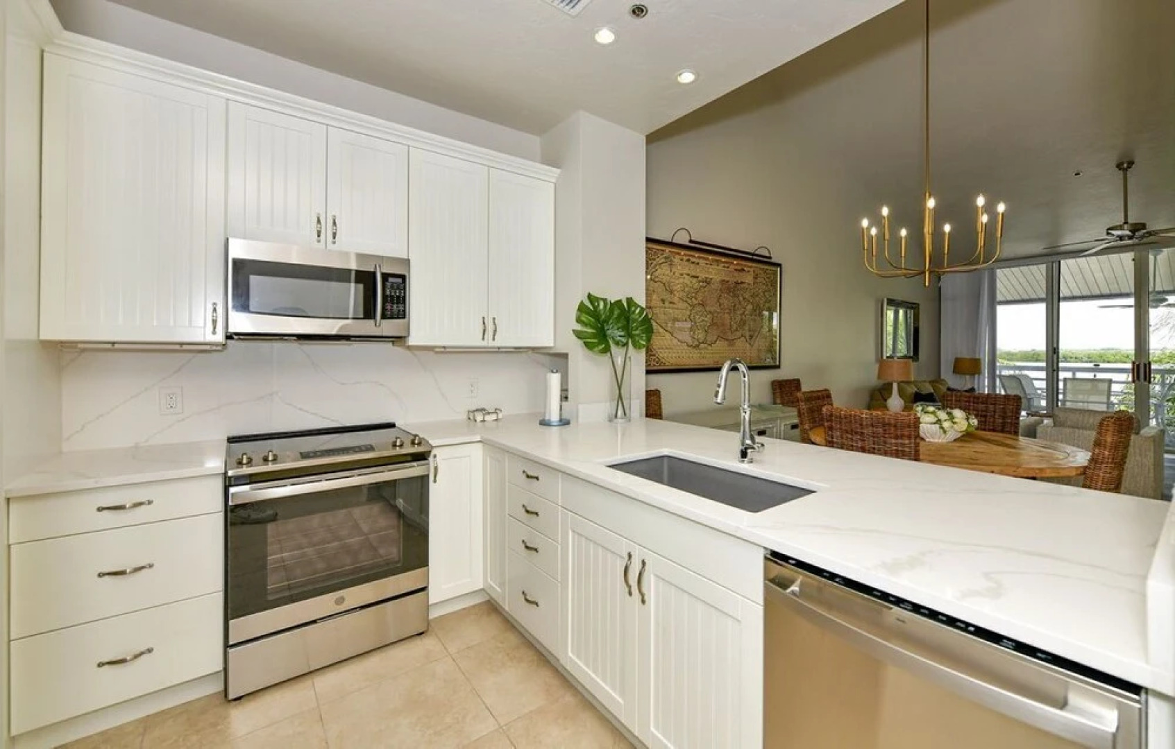 Harbor Villa Club 305