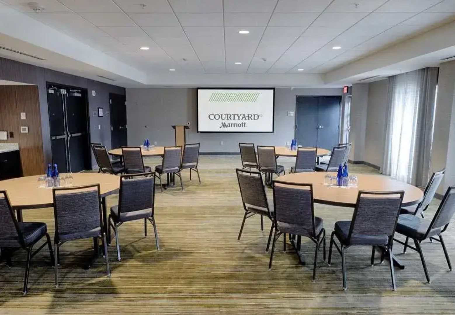 Courtyard Albany Clifton Park