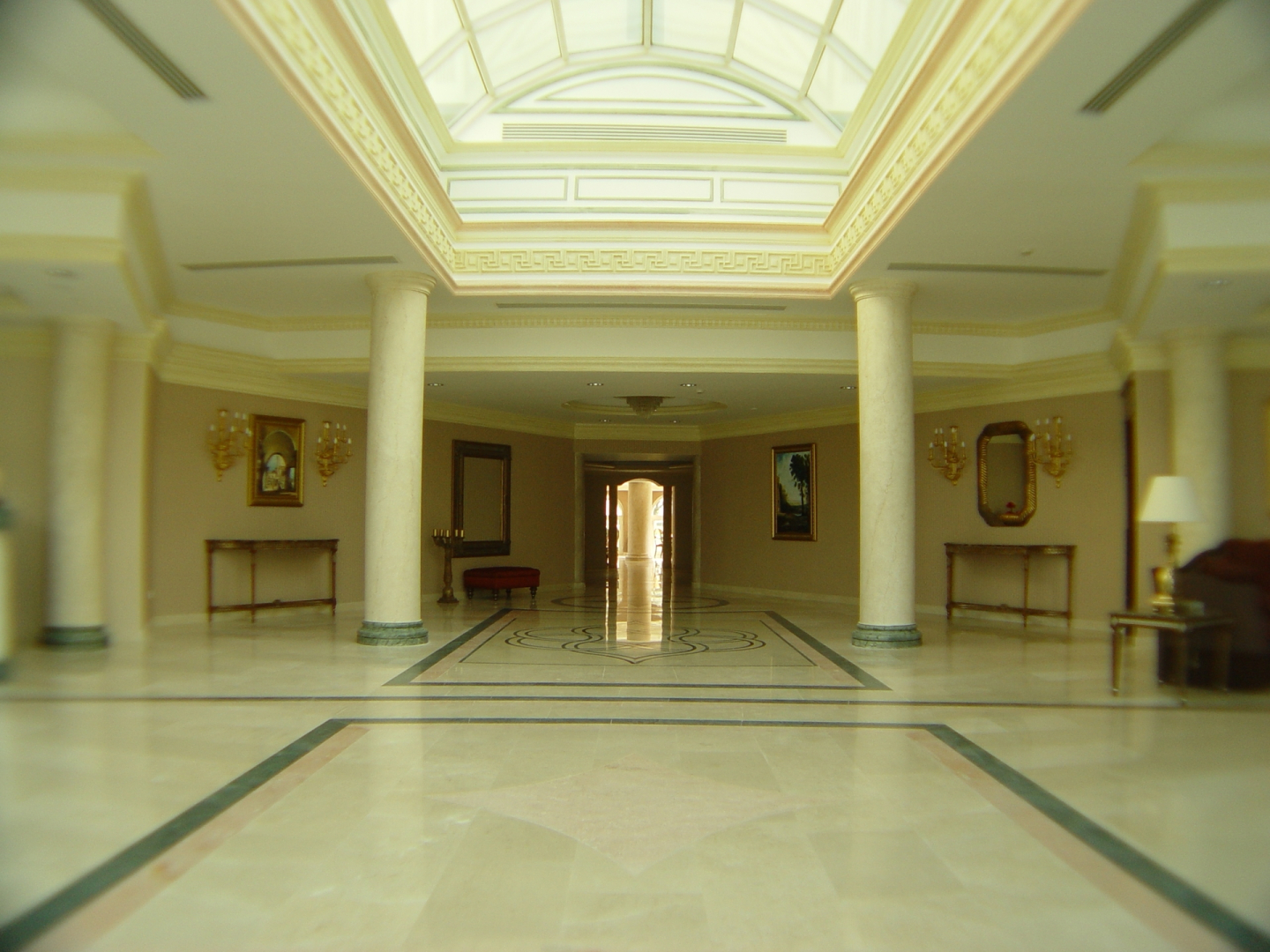 Отель XL Hotels