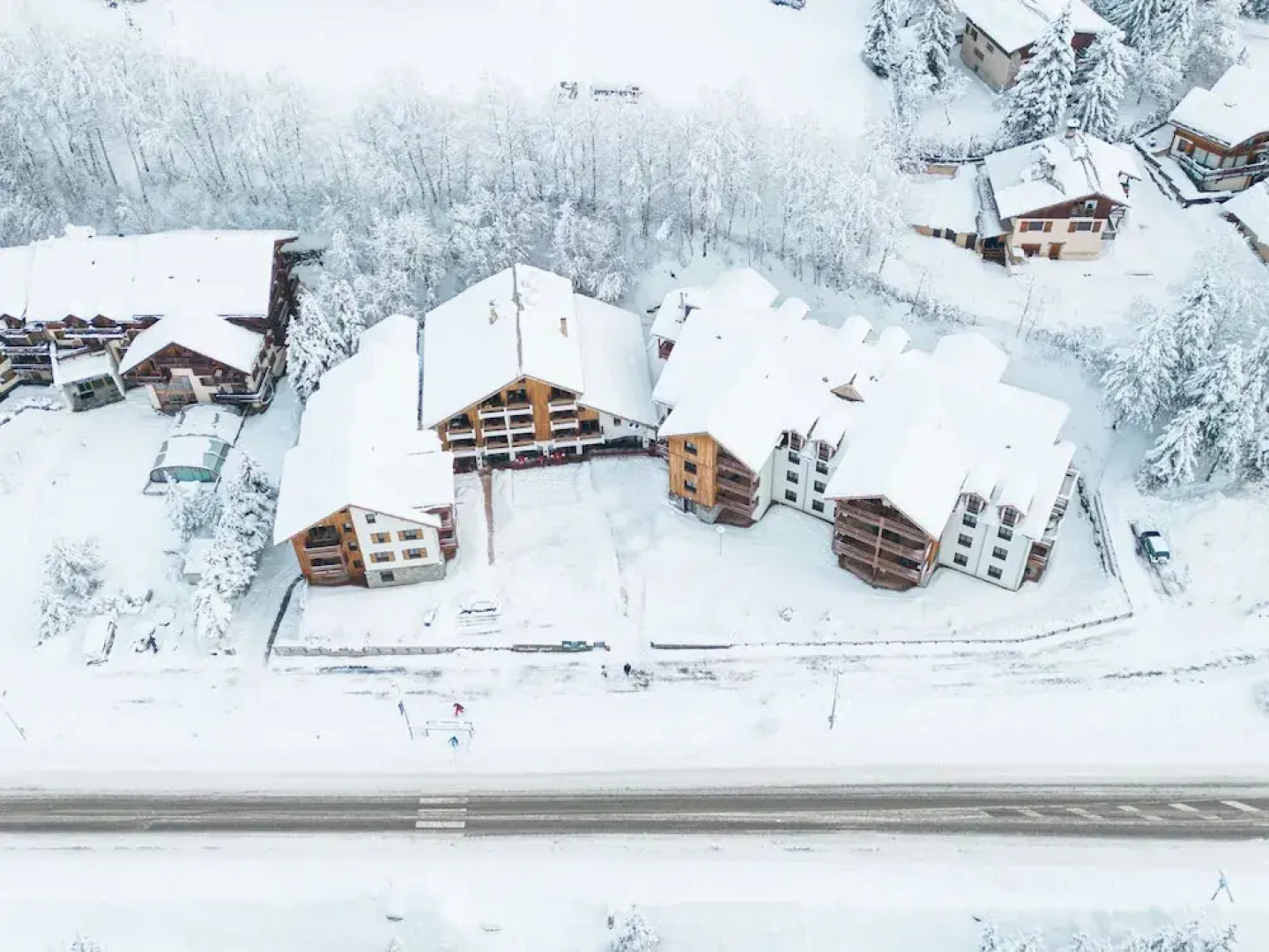 Cristal Lodge by Daddy Pool - TerresenS