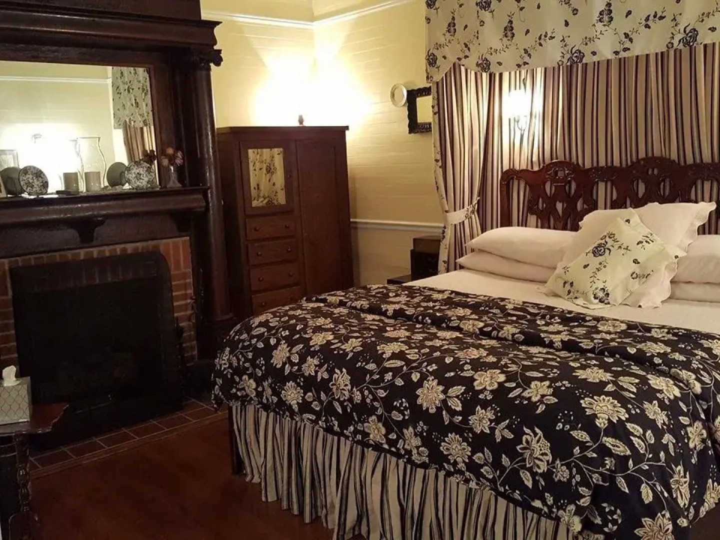 The Mountain Rose Inn