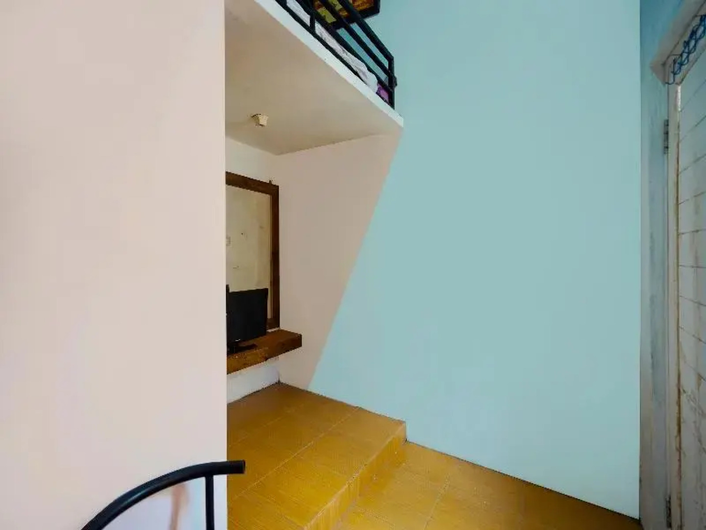 Spot On 91672 House Of Henny Tea