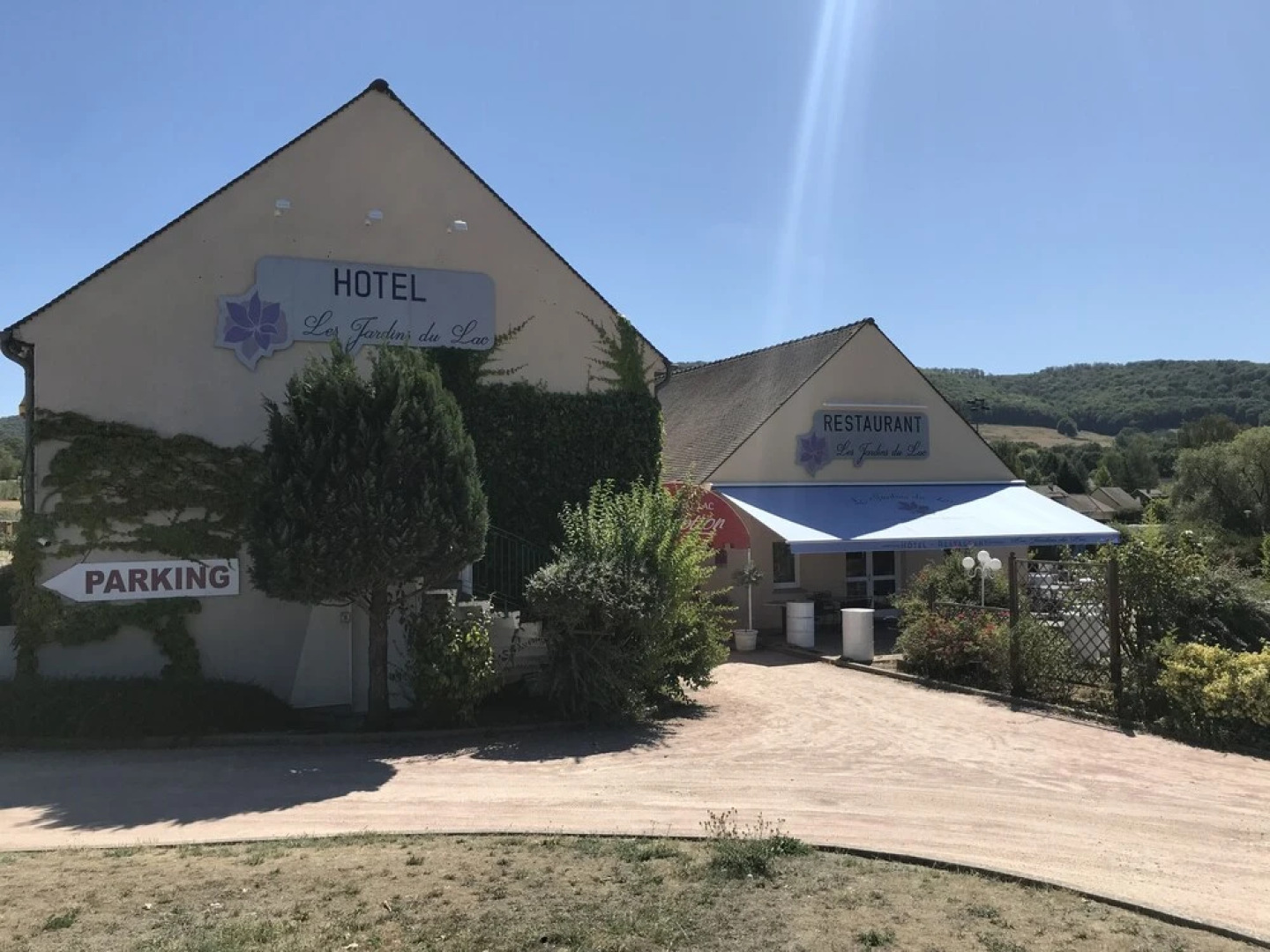 Hôtel Restaurant - Les Jardins du Lac