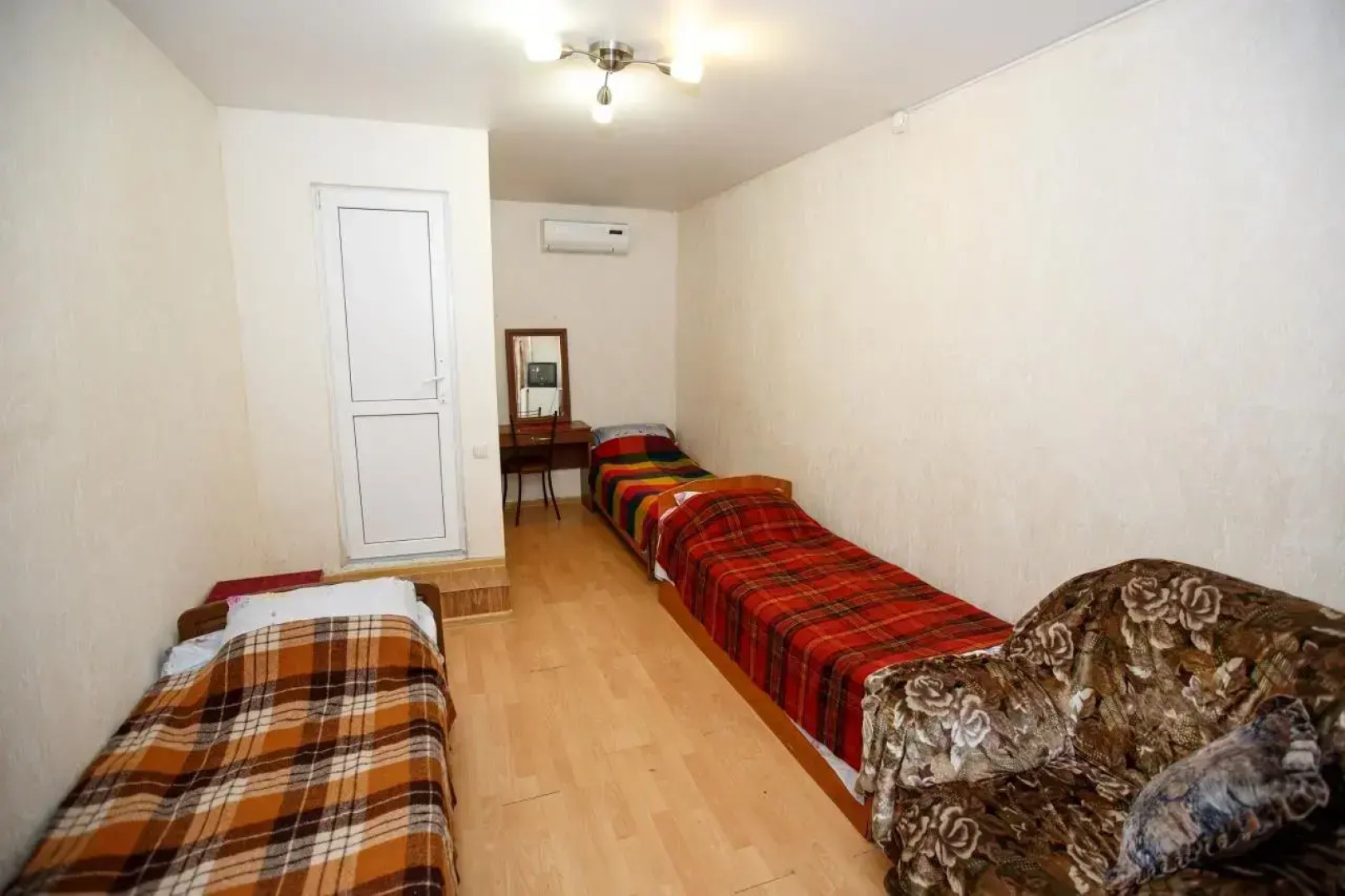 Akvamarin Guest House