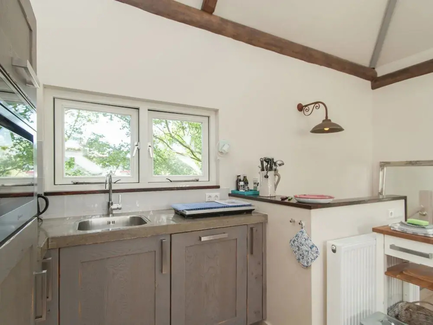 Lively Cabin near Forest in Bergen