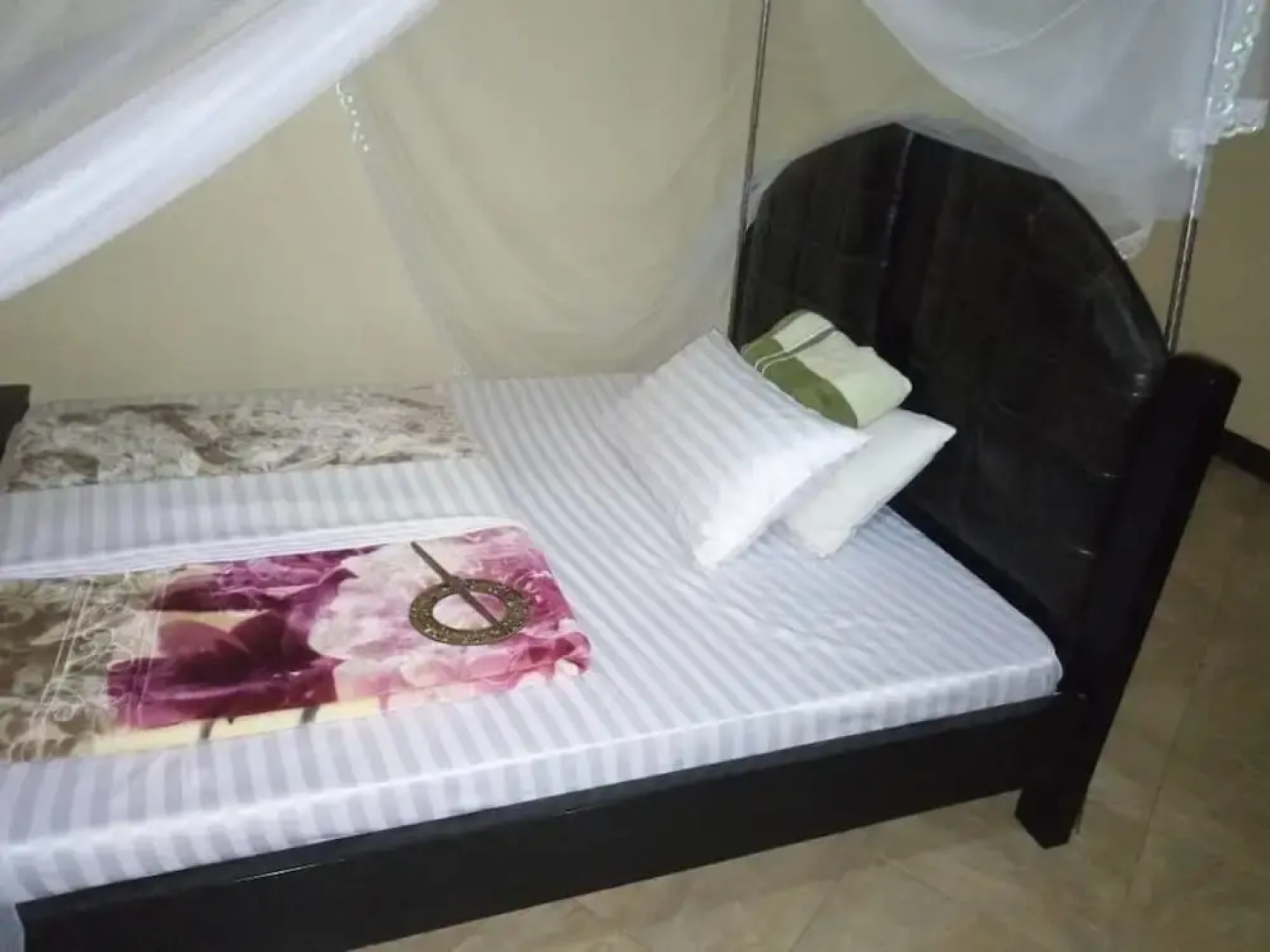 Royal Paradise Hotel