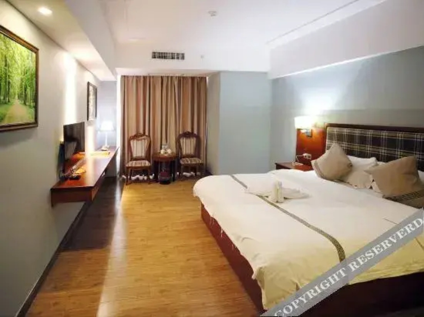 V8gaohua Business Hotel