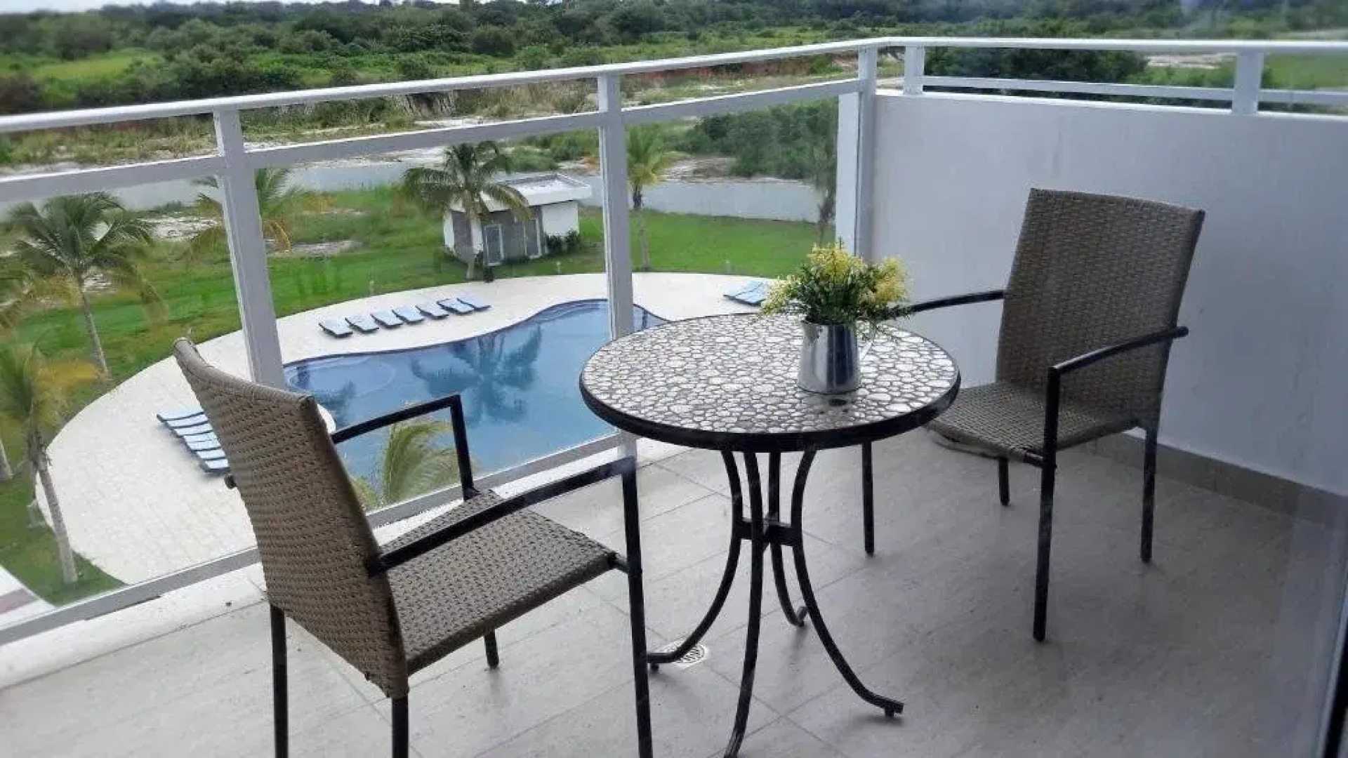 Las Perlas Playa Blanca