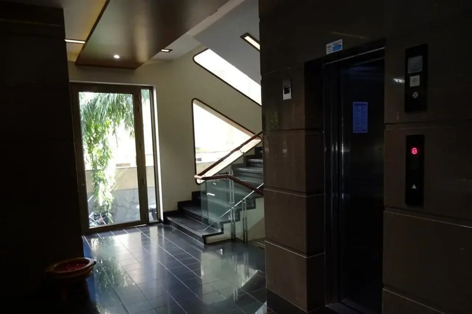 Hotel Cosmopolitan Ahmedabad