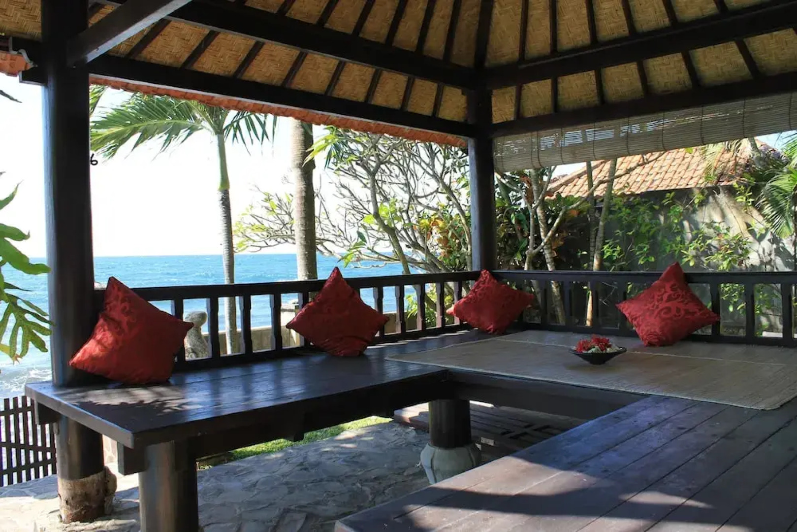 The Ning Beach & Villa