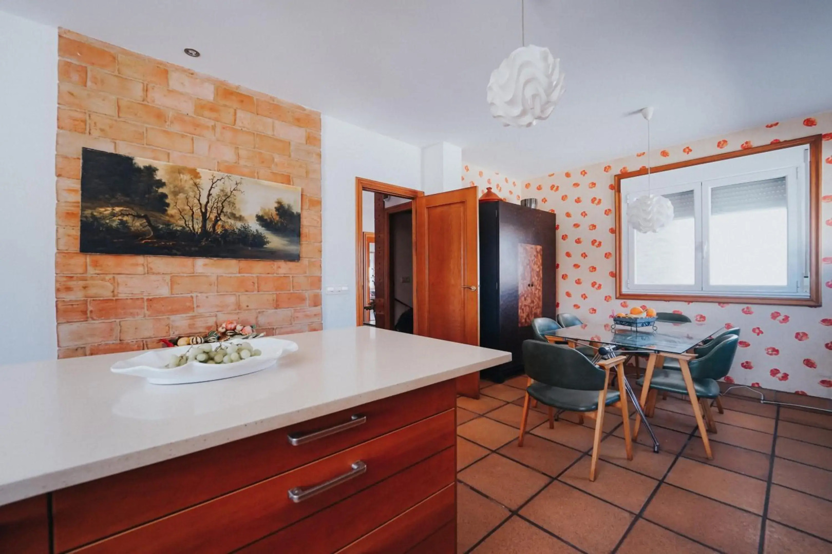 Villa con piscina a pie de playa